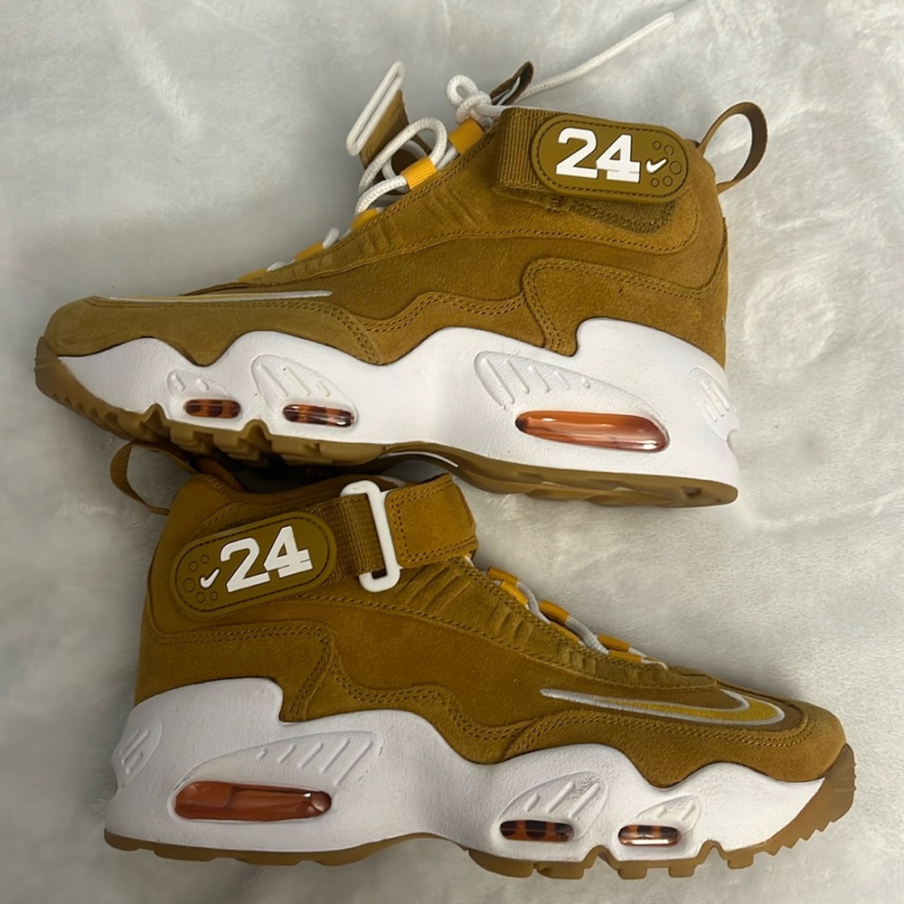 Nike never worn